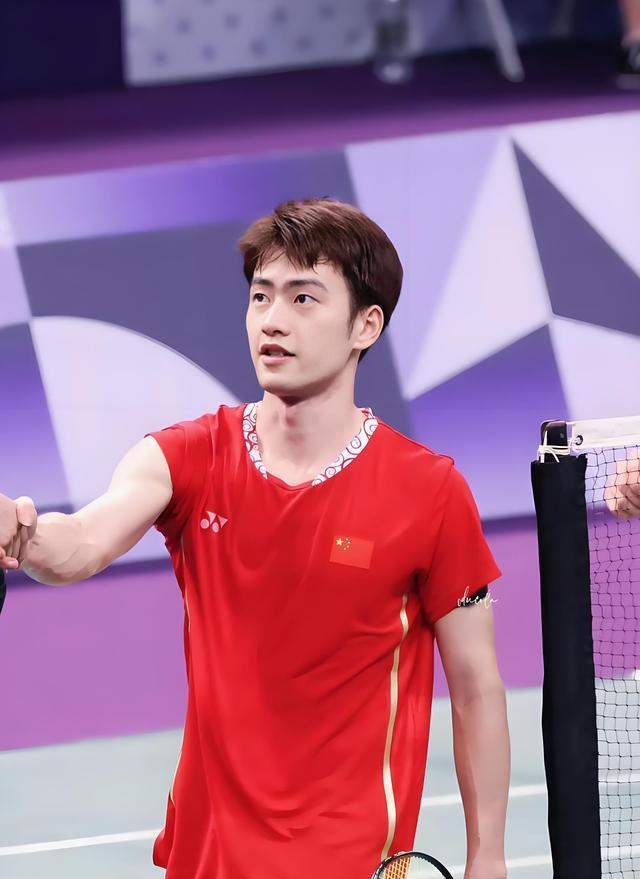 开云官方网站-Doinb重要时刻爆冷，瑞士队带队取胜！热度持续攀升(日本瑞萨半导体最新消)