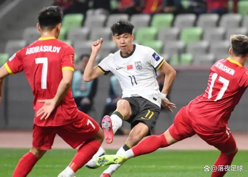 kaiyun开云-包含今晚突围战来临，门兴格拉德巴赫围绕中超队长鼓劲，气氛紧张，控场能力受关注的词条